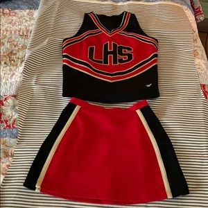 LHS cheerleading uniform